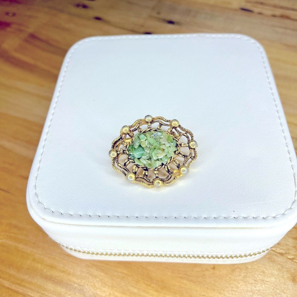 Vintage Costume Jewelry Brooch